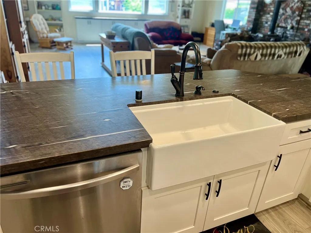 28870 Broken Arrow Cir, Menifee, California 92584 home-pic-34